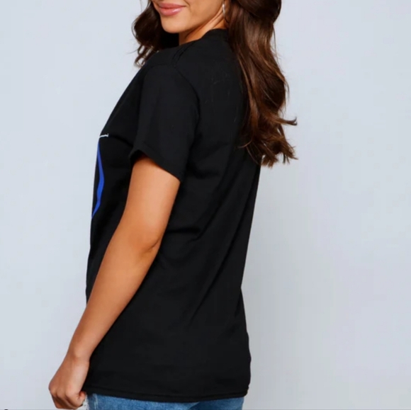 NWOT Women's J Lo T-shirt - Picture 5 of 5